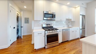 1 Everett St, Unit 302 in Boston, MA - Building Photo