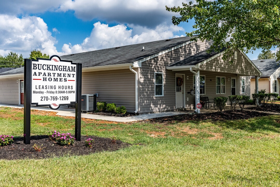 Buckingham Apartments in Elizabethtown, KY - Foto de edificio