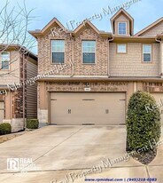 304 Basil St in Garland, TX - Building Photo