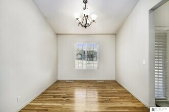 2108 S 197th St in Omaha, NE - Foto de edificio - Building Photo