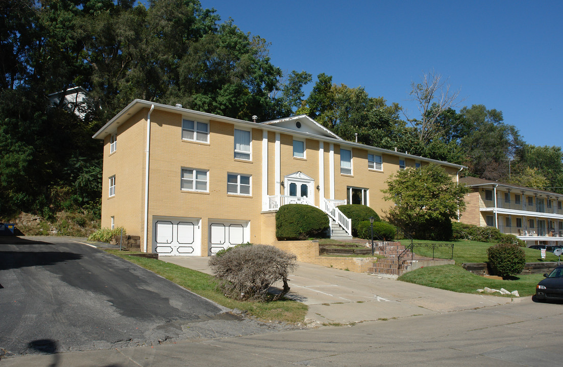 5800 S 14th St in Omaha, NE - Building Photo