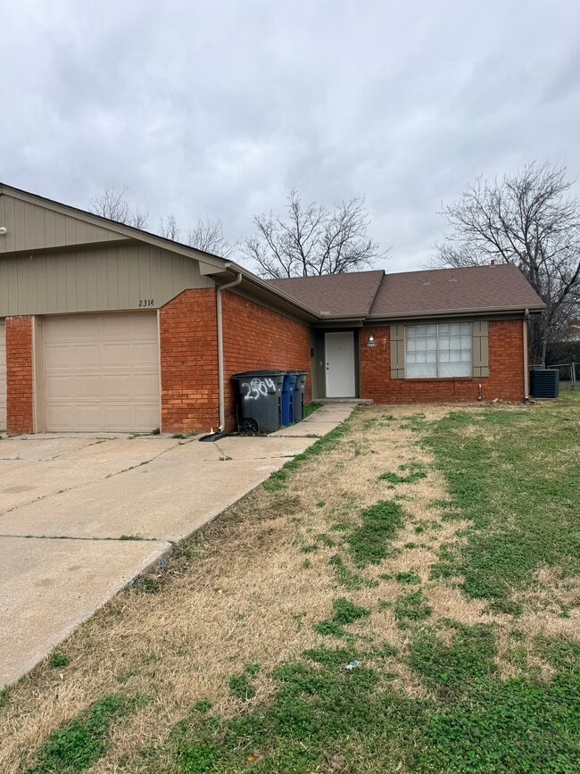 2314 S 84th E Ave in Tulsa, OK - Building Photo - Building Photo