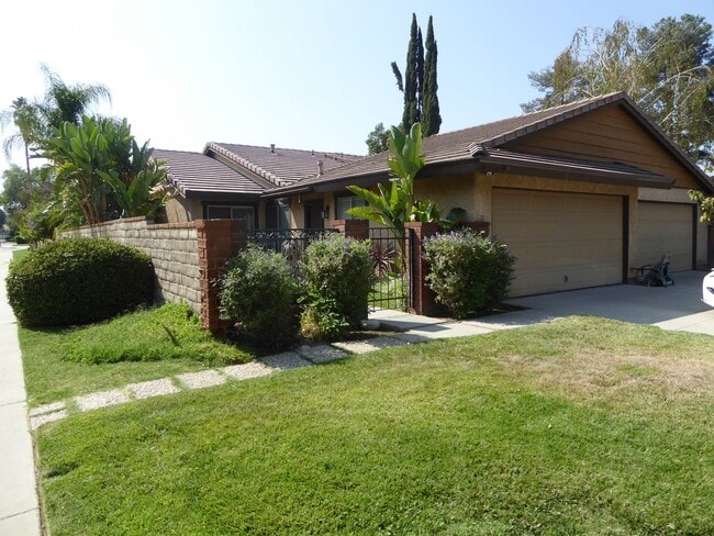 property at 25687 Serena Dr