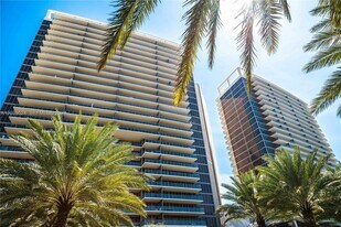 9703 Collins Ave in Bal Harbour, FL - Building Photo