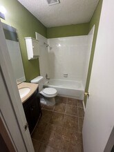1004 Wintercreek Dr in Denton, TX - Building Photo - Building Photo