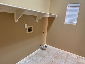 7537 E Santa Catalina Dr in Scottsdale, AZ - Building Photo - Building Photo