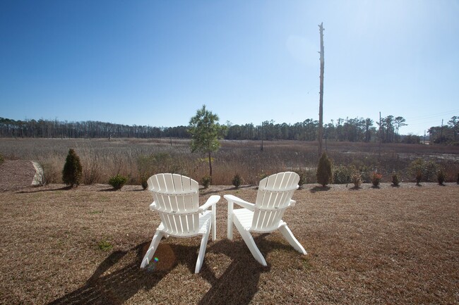4203 River Rd, Unit #102 in Wilmington, NC - Building Photo - Building Photo
