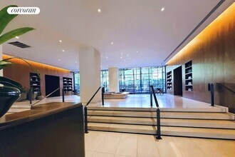 515 E 72nd St in New York, NY - Building Photo - Building Photo