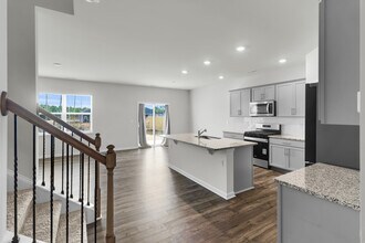 2007 Minnette Cir in New Bern, NC - Building Photo - Building Photo