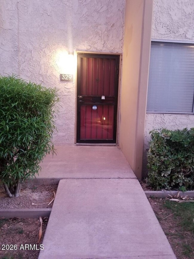 4600 N 68th St in Scottsdale, AZ - Foto de edificio - Building Photo