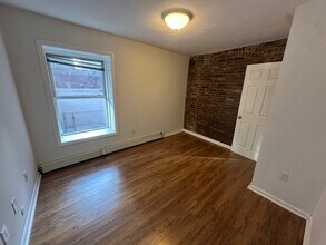 28 Fleet St in Boston, MA - Building Photo - Building Photo