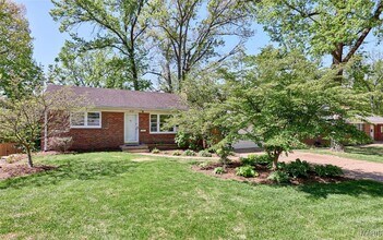 8138 Halifax Dr in Clayton, MO - Building Photo - Building Photo
