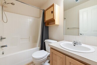 11645 SW Longspur Terrace in Beaverton, OR - Building Photo - Building Photo