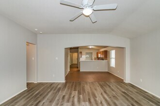 3510 Aztec Wood Dr in Houston, TX - Building Photo - Building Photo