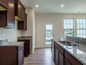 3958 Weavers Pond Dr in Zebulon, NC - Building Photo - Building Photo