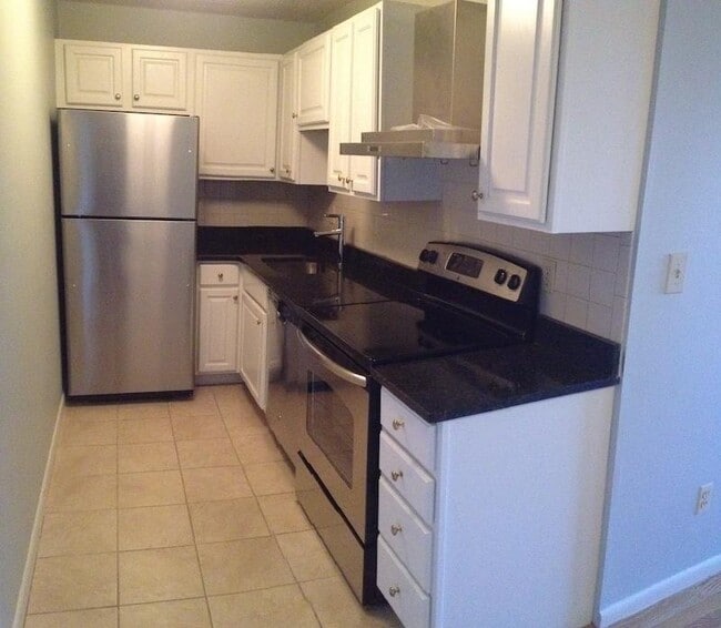 15 Murdock St, Unit #14 2-7 in Somerville, MA - Foto de edificio - Building Photo