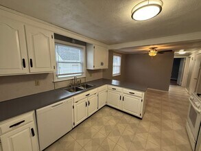 41 Frederic St in Springfield, MA - Building Photo - Building Photo