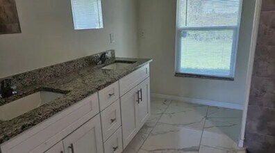 1135 Chiefland St E in Lehigh Acres, FL - Building Photo - Building Photo
