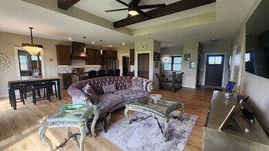 14059 142nd Ct in Lake Hallie, WI - Building Photo - Building Photo