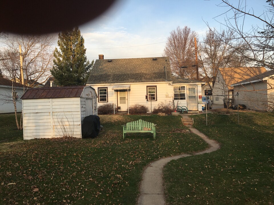 1310 20th St S in La crosse, WI - Foto de edificio