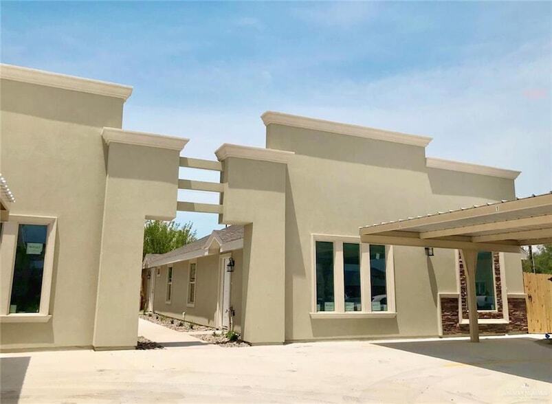2312 Taxco Ct, Unit 1 in Edinburg, TX - Building Photo
