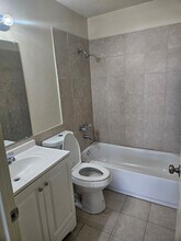 806 56th Ave E in Bradenton, FL - Building Photo - Building Photo