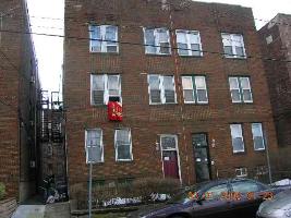 125 Roosevelt Ave in Jersey City, NJ - Building Photo - Building Photo