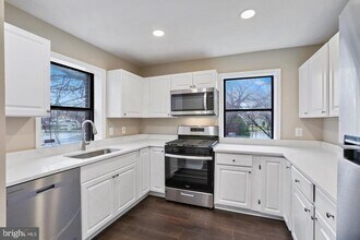 3287 15th Pl SE in Washington, DC - Building Photo - Building Photo