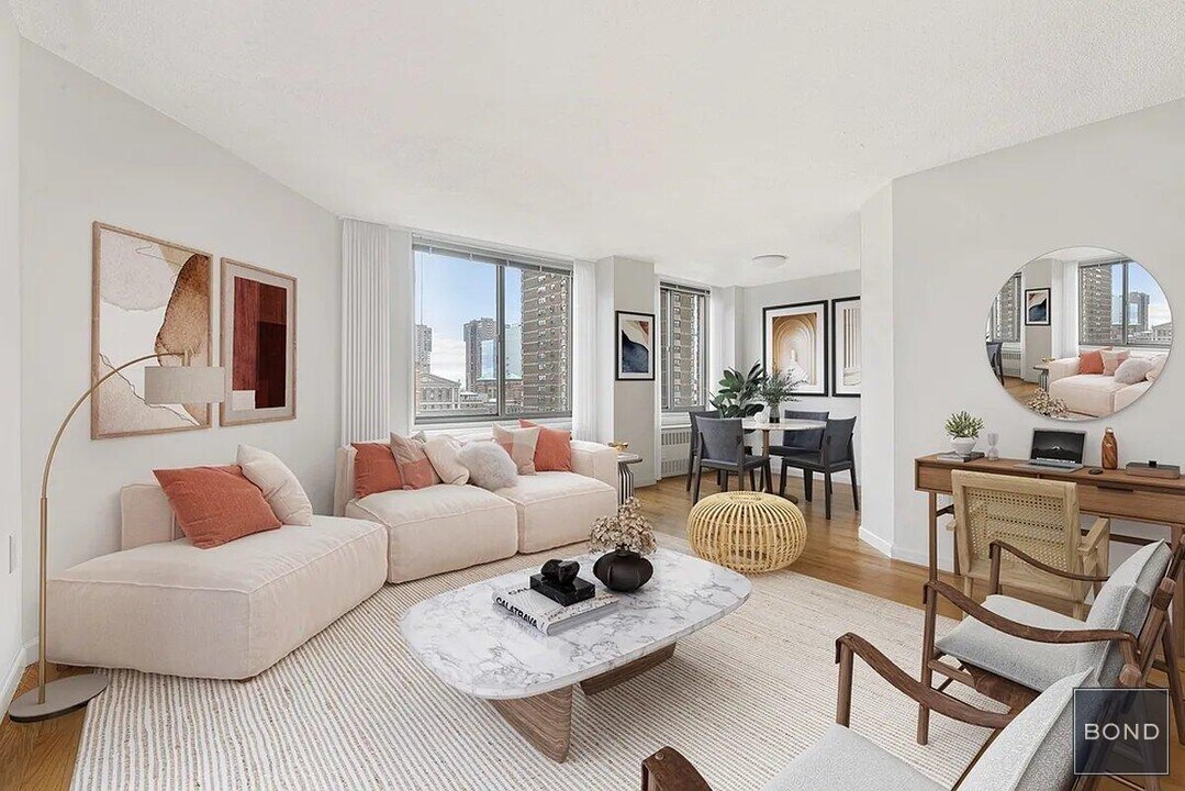 520 Second Avenue in New York, NY - Building Photo