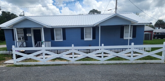 property at 278 NE Trinity Pl