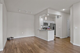 Cypress Creek at River Oaks Apartment Homes in Waxahachie, TX - Building Photo - Building Photo