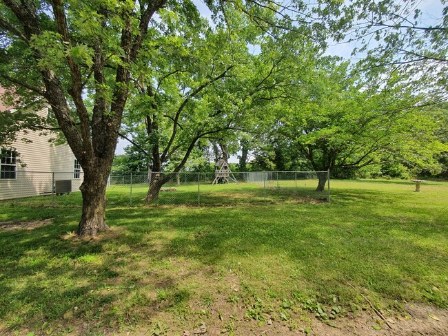 14765 Columbia Rd in Dixon, MO - Building Photo - Building Photo