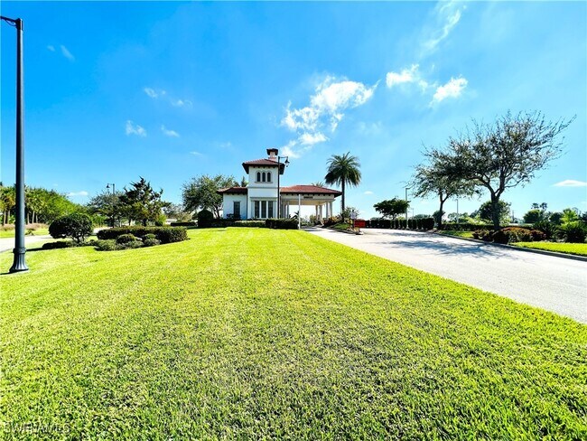 property at 14297 Oviedo Pl