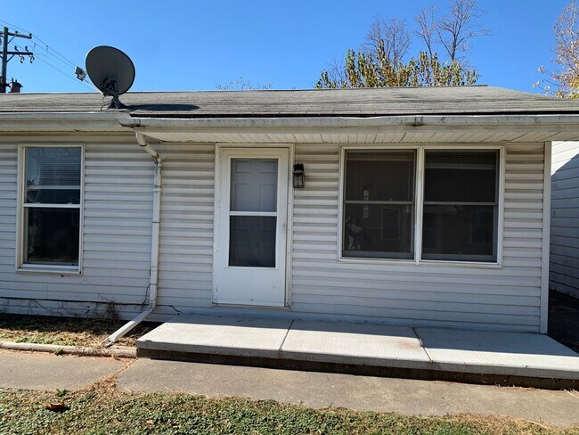 property at 406 E Main St