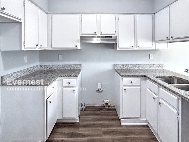 4732 Old Highgate Entry in Stone Mountain, GA - Building Photo - Building Photo