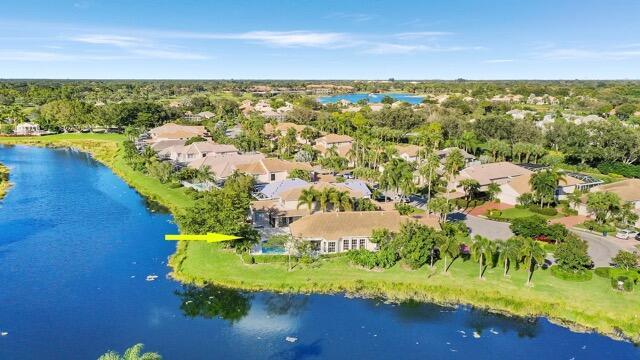 714 Pinehurst Way in Palm Beach Gardens, FL - Foto de edificio - Building Photo