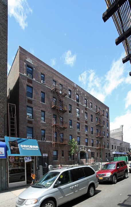 266-68-270-72 Nagle Ave in New York, NY - Foto de edificio