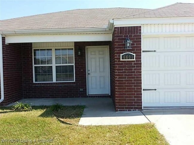 property at 6601 Huntington Ct