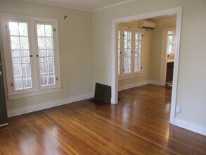 502 N Vista St, Unit 502 in Los Angeles, CA - Building Photo - Building Photo