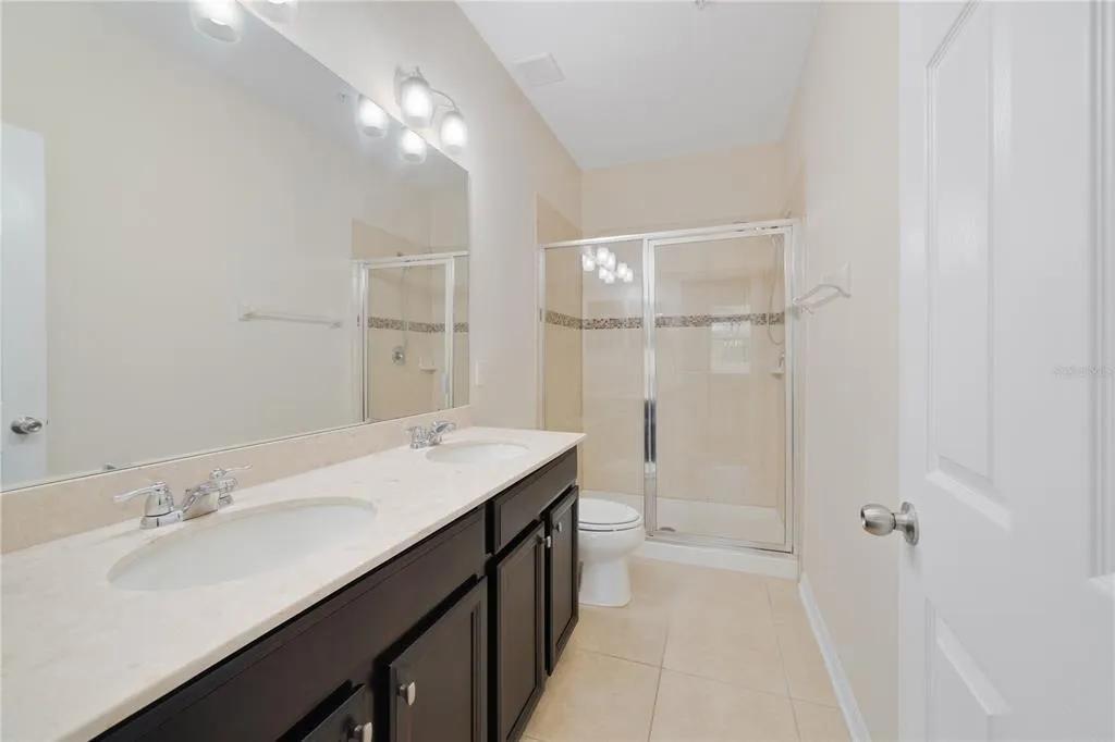 8228 Tranquility Way in Windermere, FL - Building Photo