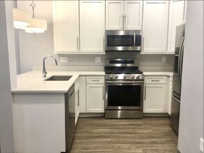 18 Preble St, Unit 4 in Boston, MA - Building Photo - Building Photo