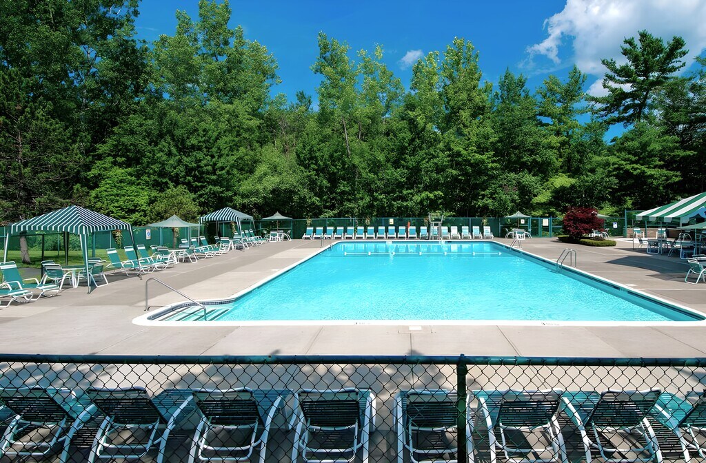 Regency Park Apartments in Guilderland, NY