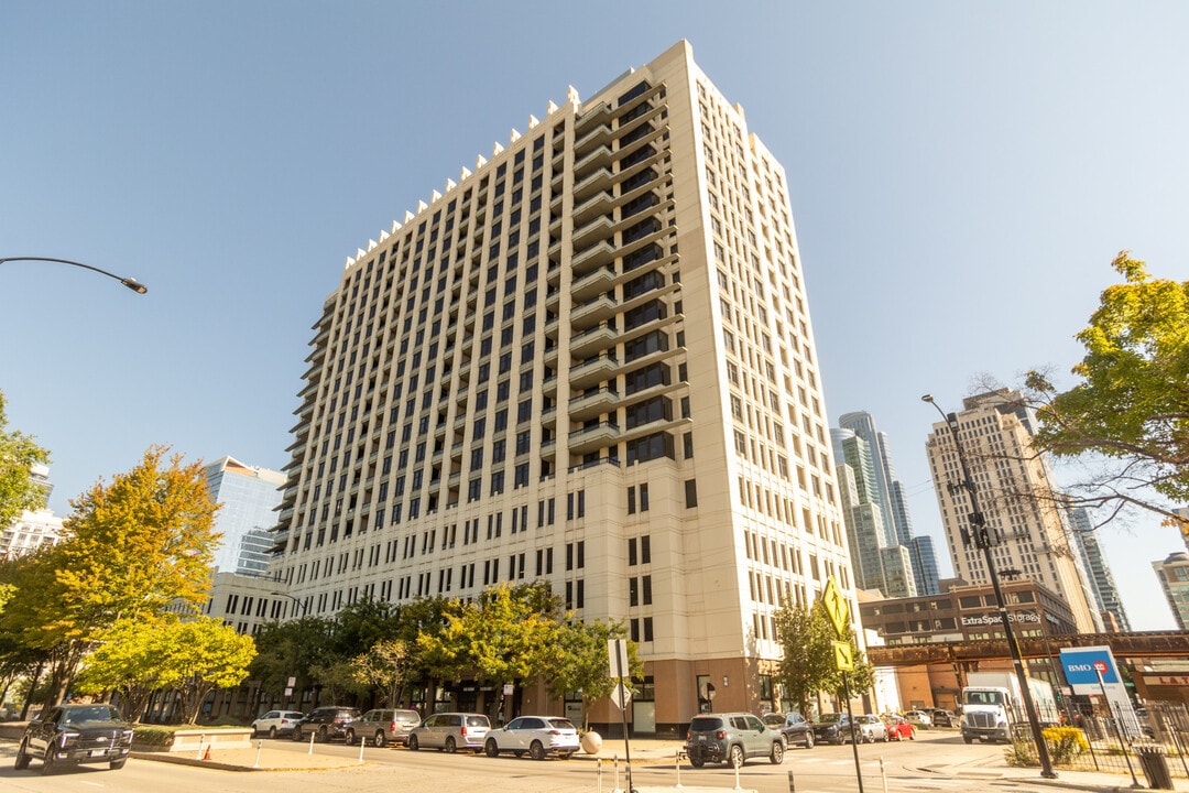 1255 S State St, Unit 1316 in Chicago, IL - Building Photo
