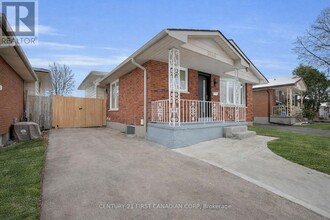 1046 Jalna Blvd in London, ON - Building Photo - Building Photo