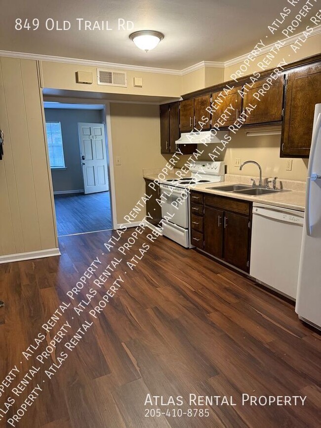 849 Old Trail Rd in Birmingham, AL - Building Photo - Building Photo