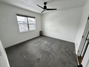 1728 Ash St, Unit 1730 in Scranton, PA - Foto de edificio - Building Photo