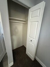 122 Parnacott Dr in Mount Clemens, MI - Building Photo - Building Photo