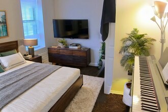 845 Beacon St, Unit 1E in Boston, MA - Foto de edificio - Building Photo