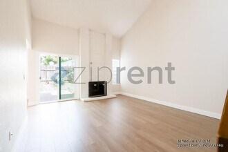 1243 Andalusia Dr in Sacramento, CA - Building Photo - Building Photo