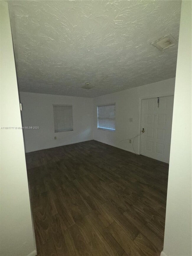 property at 503 N 25th St